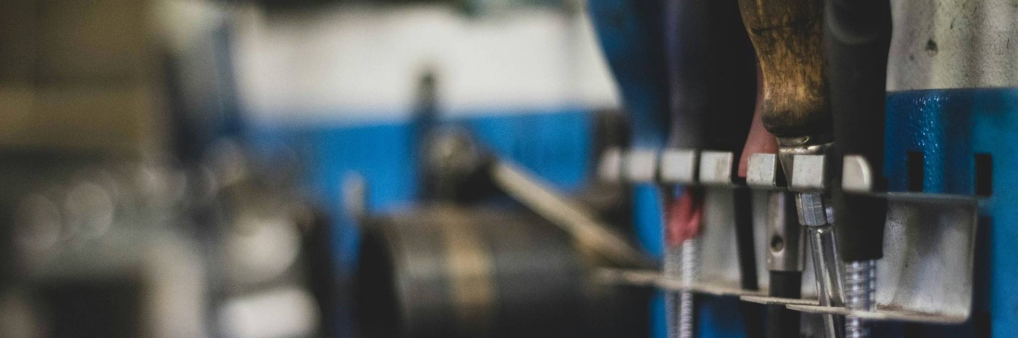 automotive mechanic shop